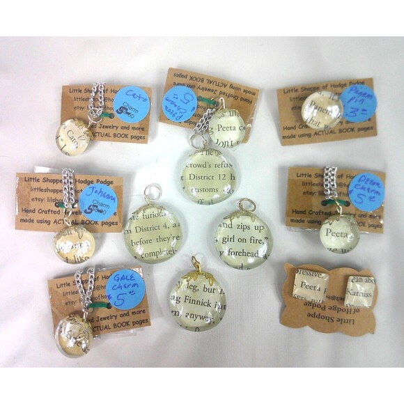 The Hunger Games Jewelry Made from Book Pages Earrings Necklace Lot of 11 New - Picture 1 of 6